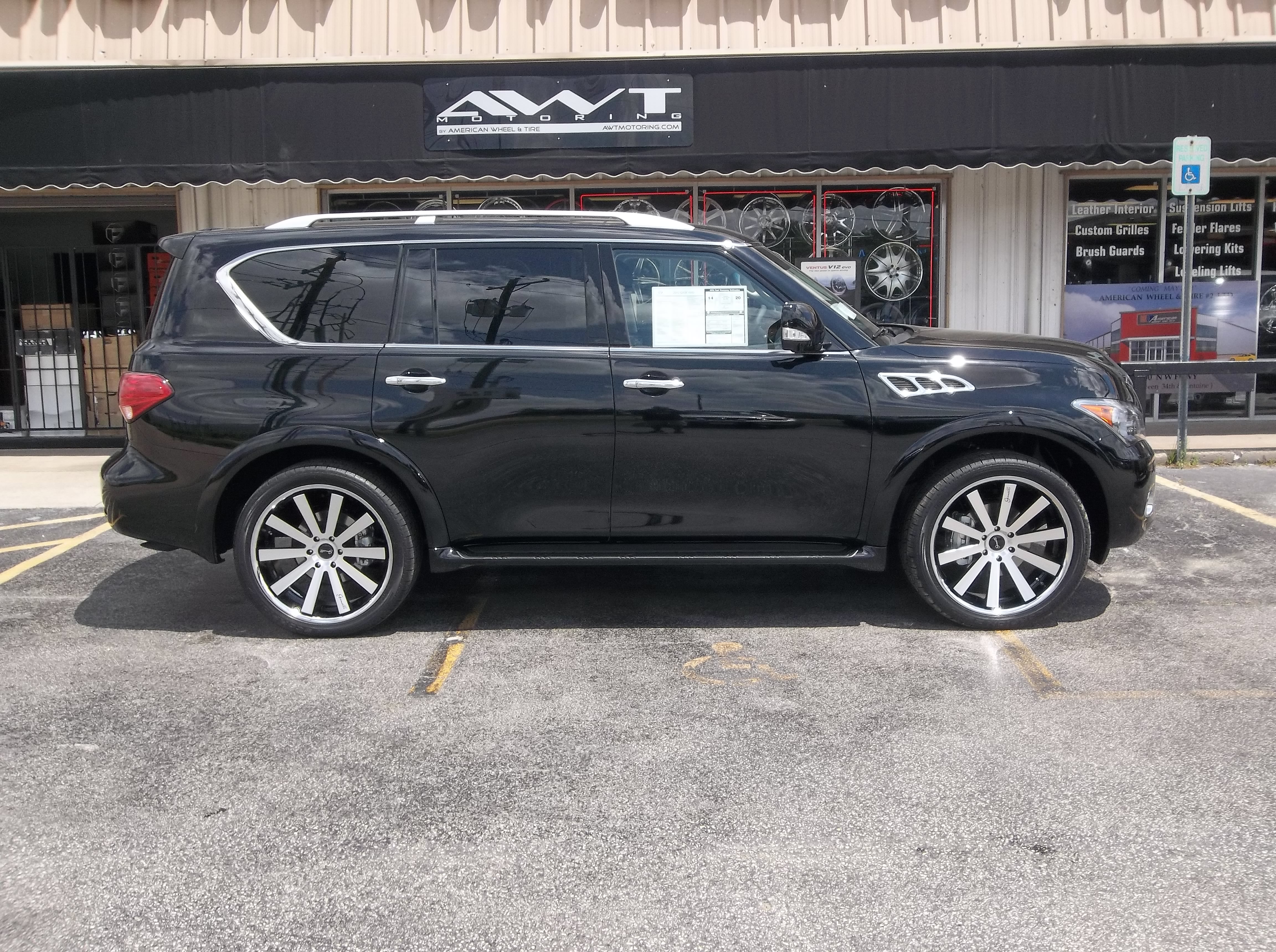 Gianelle Santo 2SS on Black Infiniti QX80